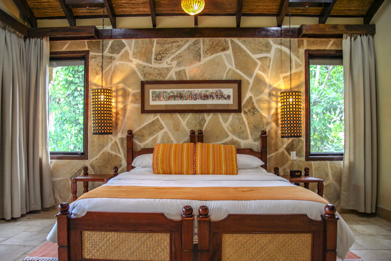 Riverview-Rooms-Sleeping-Giant-Rainforest-Lodge-Belize-6_webopd